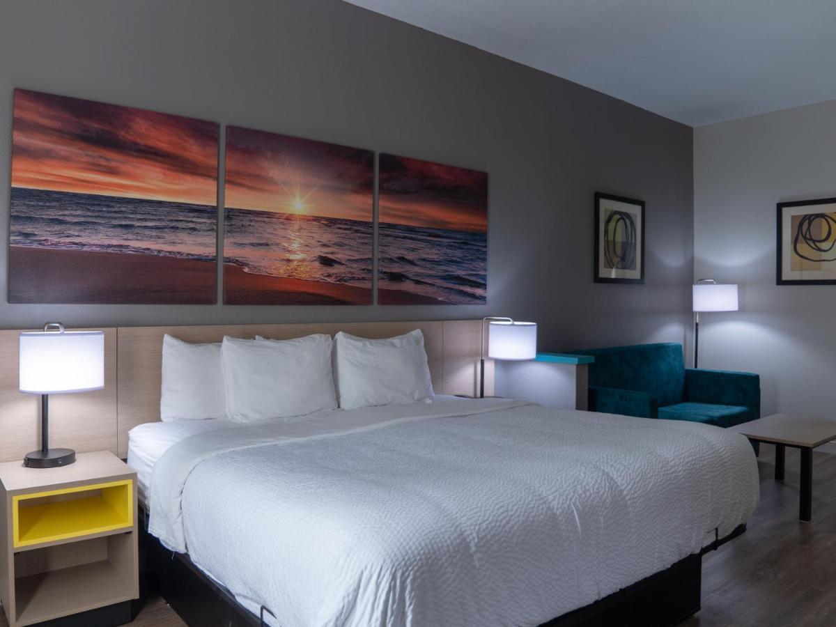 Days Inn & Suites By Wyndham Savannah North I-95 Port Wentworth Esterno foto