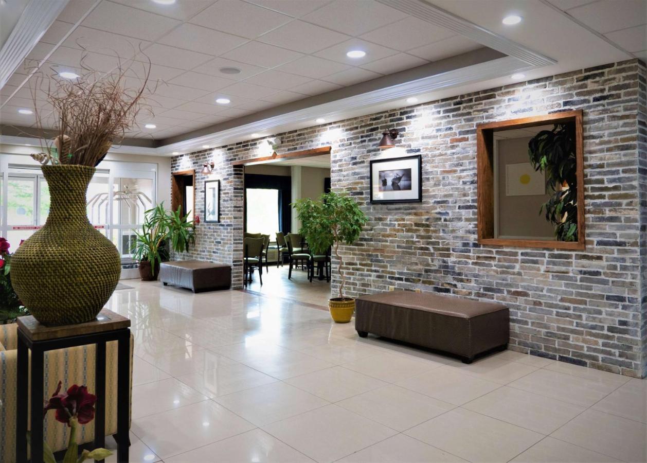 Days Inn & Suites By Wyndham Savannah North I-95 Port Wentworth Esterno foto