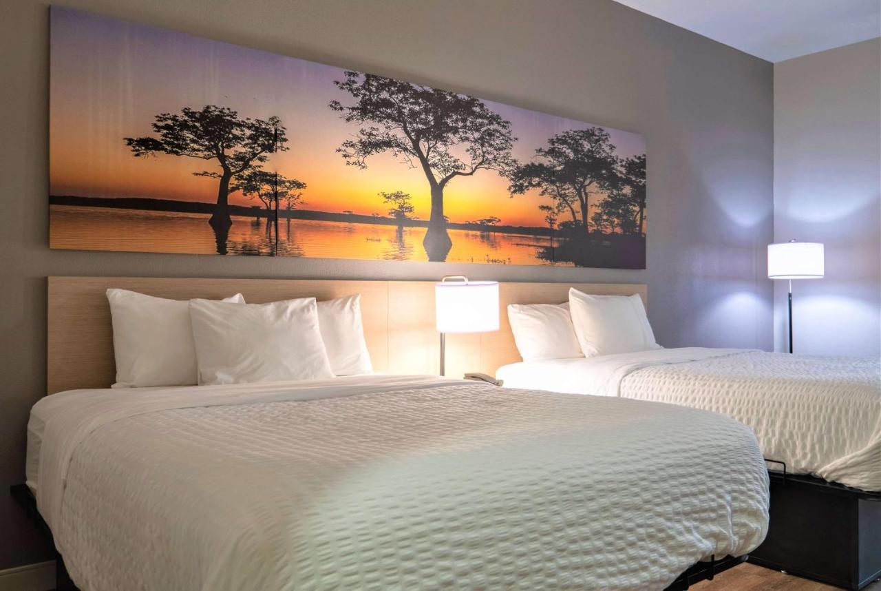 Days Inn & Suites By Wyndham Savannah North I-95 Port Wentworth Esterno foto